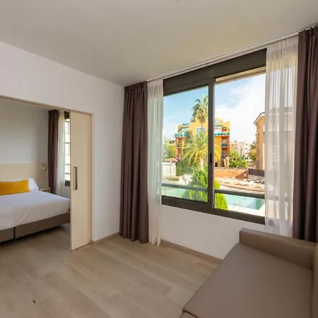 Apart Otel Atenea Park & 3*