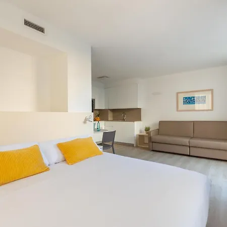 Apart Otel Atenea Park & 3*