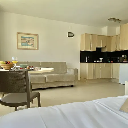 Apart Otel Atenea Park &