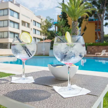 Atenea Park & 3* Vilanova i la Geltrú