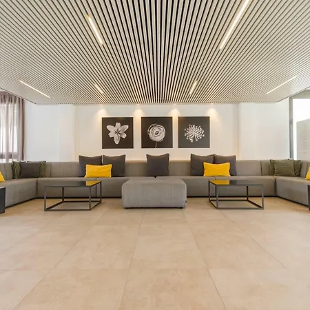 Atenea Park & 3*